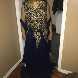 Formal Indian/Pakistani Suit